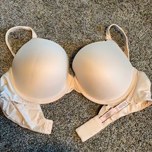 Victoria’s Secret bra